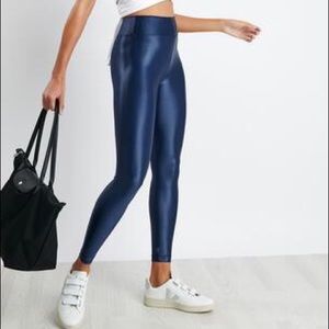 Koral Lustrous Mid Rise Legging in Navy